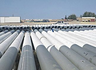 Duplex stainless steel pipes awaiting installation in the field. © Wang Qinghai
