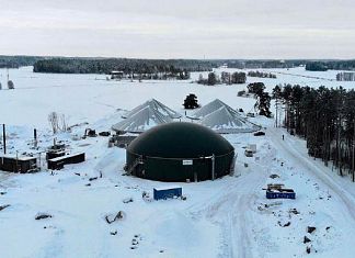 WELTEC BIOPOWER recently commissioned a biogas plant near Turku in southwestern Finland. This region is characterised by livestock farms and therefore the 250-kW plant runs entirely on liquid manure. The energy plant belongs to a group of three pig fa
