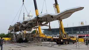 Dreamboat measures 50 meters in length and is constructed entirely in stainless steel.