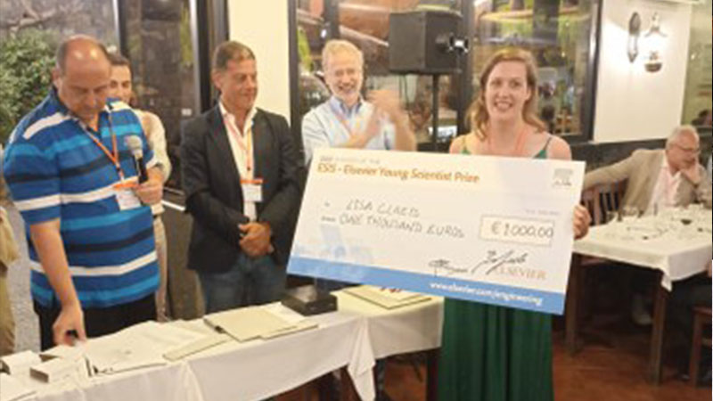 Lisa receives ESIS-Elsevier Young Scientist Award