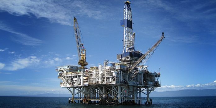 Offshore Oil Rig Drilling Platform CNOOC Limited achieves breakthrough in the exploration of Buried Hills