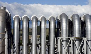 Stainless steel pipes are ideal for transporting geothermal fluids.