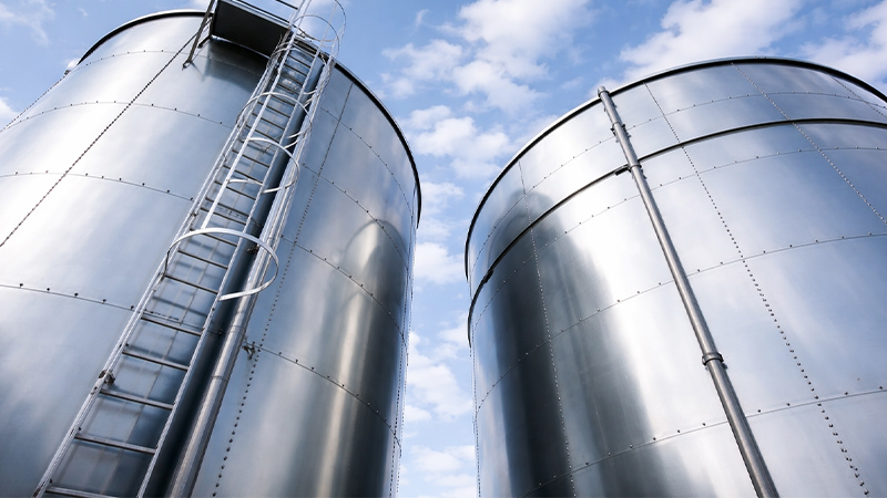 Sverdrup supply stainless steel plates for fabrications